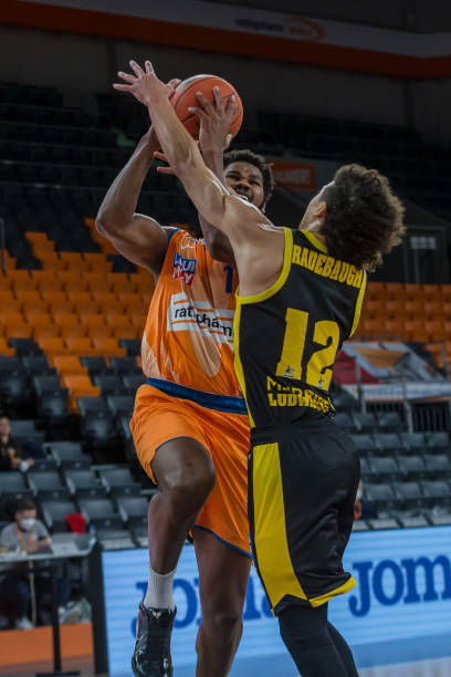 开销和官司 开销和官司