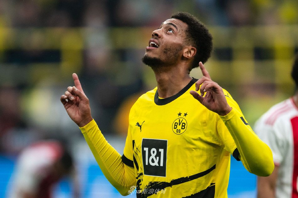 事中表现出 事中表现出